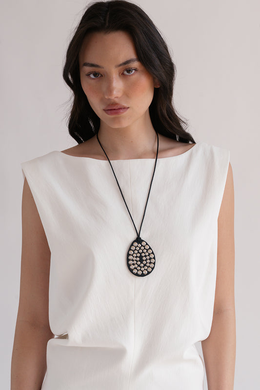 Rivet Cord Necklace 02