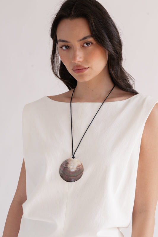 Coquille Cord Necklace | Vintage