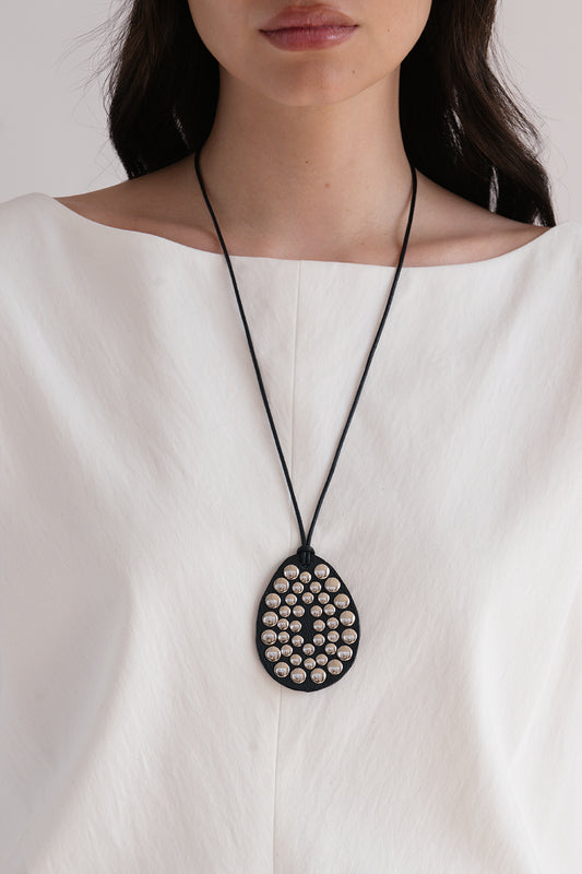 Rivet Cord Necklace 02
