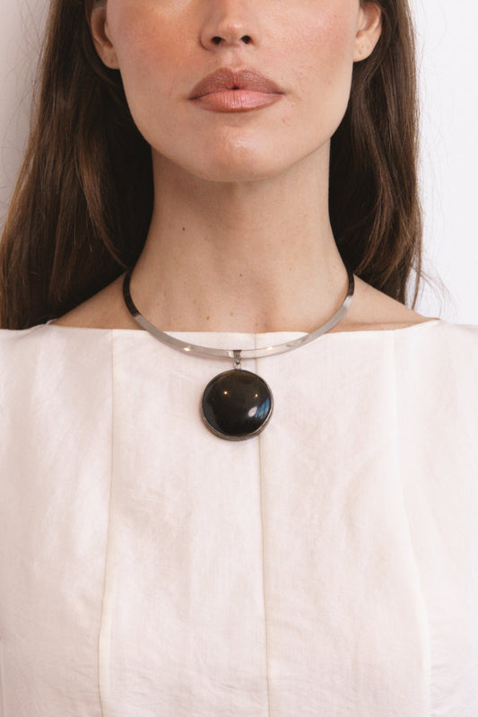 Obsidian Collar