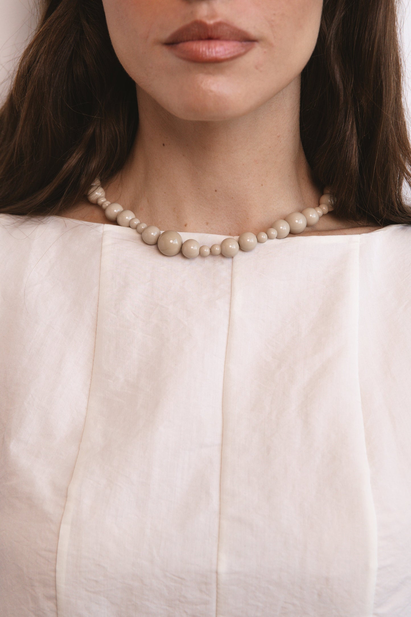 Pistachio Resin Necklace 03